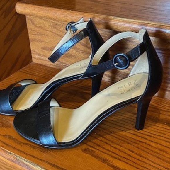 NATURALIZER SIZE 1Om BLACK OPEN TOE DRESS SANDALS - Picture 2 of 4
